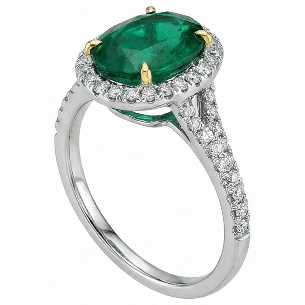 natural round emerald 3ct ring close up detail