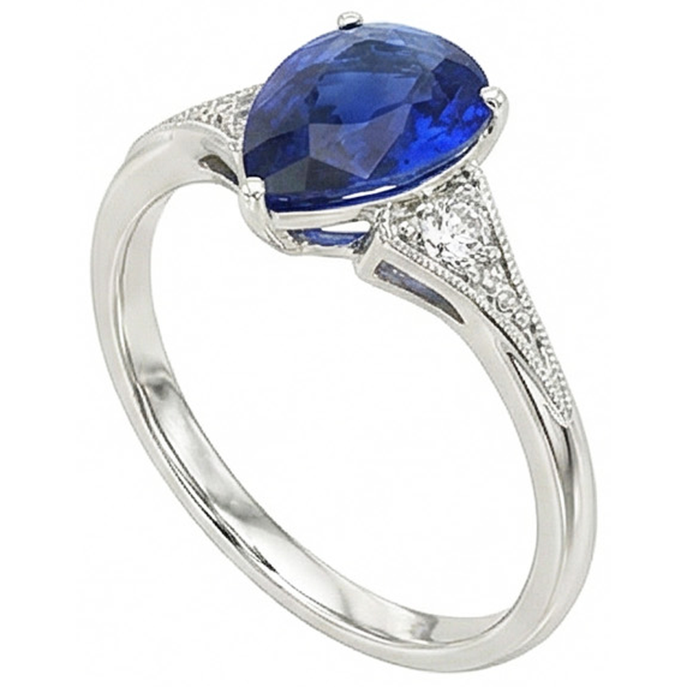 natural round sapphire 3.25ct ring close up detail