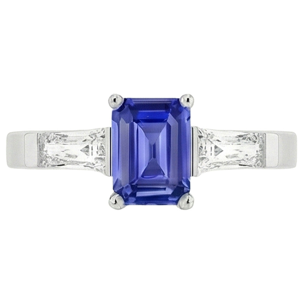 natural emerald sapphire 1.75ct ring close up detail
