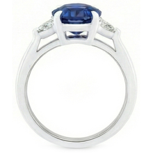 natural round sapphire 2.50ct ring on white background