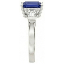 natural emerald sapphire 2.50ct ring profile view