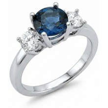 natural round sapphire 4ct ring close up detail