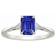 natural emerald sapphire 3.50ct ring profile view