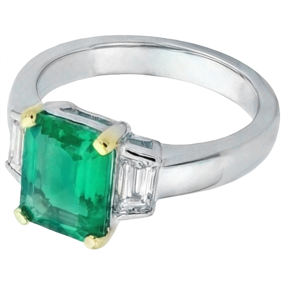 Emerald Cut Colombian Emerald ring in 14K Two Tone Gold – side view