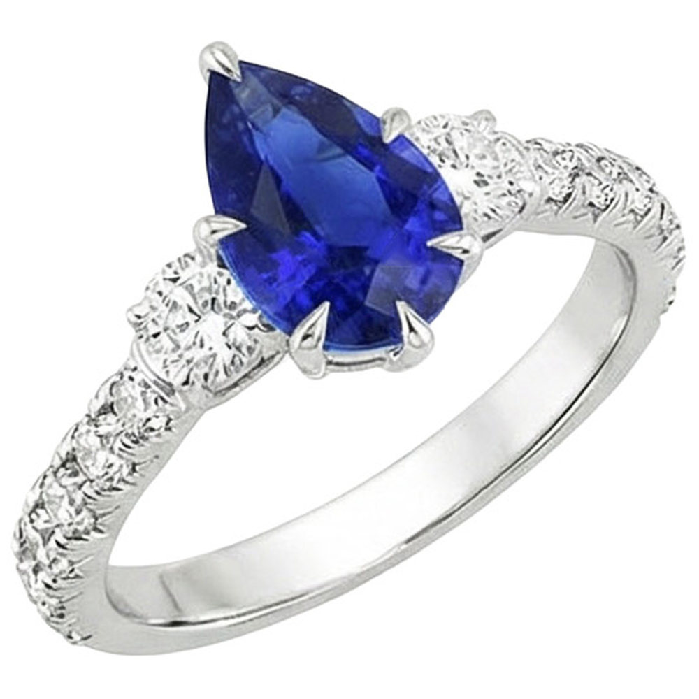 natural round sapphire 3.50ct ring close up detail