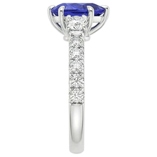 natural round sapphire 3.50ct ring on white background