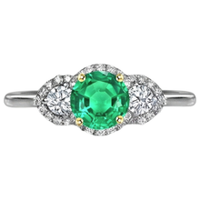 Sophisticated Gemstone Ring 2 ct – angle view