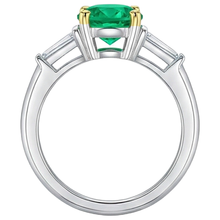 Brilliant Colombian Emerald Precious Stone Ring 2 ct – profile view