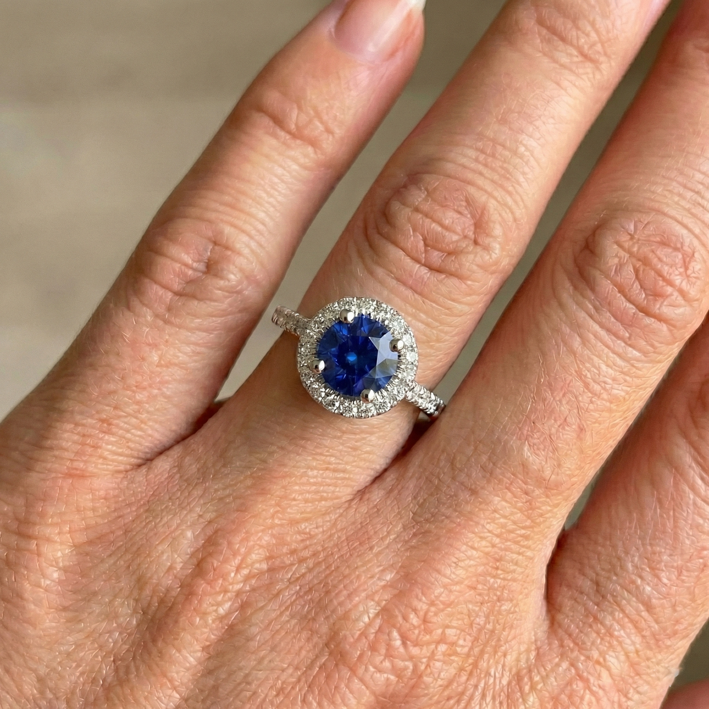 3.25 Carats Ceylon Sapphire And Natural Earth Mined Diamonds Wedding Ring White Gold 14K