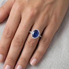 natural round sapphire 3.75ct ring on white background