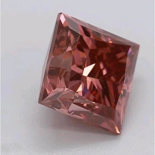 Princess Fine Sapphire ring in Gold – front view