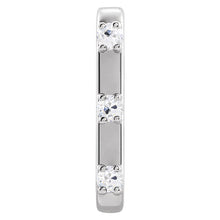 Antique Cushion Brilliant Diamond ring in 14 Karat White Gold – front view