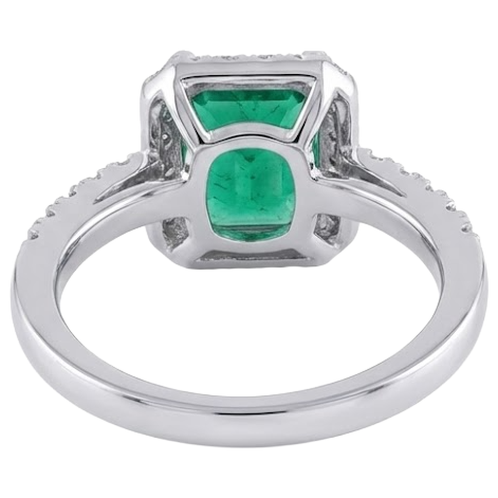 natural round emerald 4.40ct ring with diamond accents