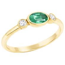 4.50 Carats Bezel Set Green Emerald & Natural Earth Mined Diamond Wedding Ring 3 Stone