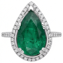 4.50 Ct Green Emerald Gemstone And Natural Earth Mined Diamond Engagement Ring