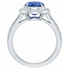 natural round sapphire 4.60ct ring on white background