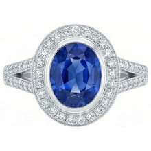 natural round sapphire 4.60ct ring close up detail