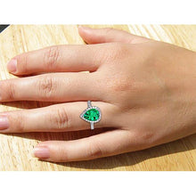 4.40 Carats Green Emerald With Natural Earth Mined Diamond Ring White Gold Fine Lady Jewellery