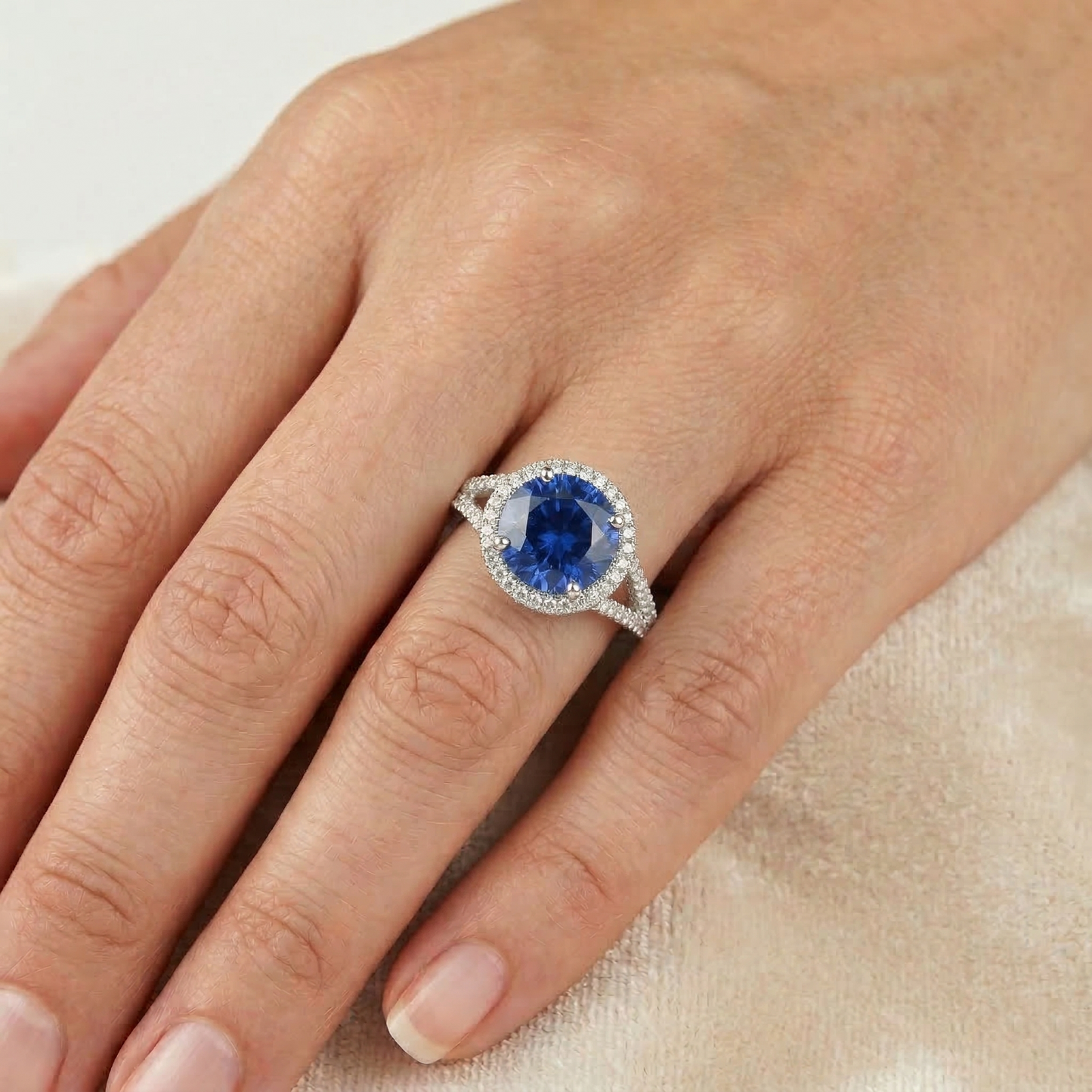 4.51 Ct Round Ceylon Sapphire And Natural Earth Mined DIAMOND ( NOT LAB GROWN )s Ring White Gold 14K