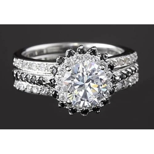 4.50 Carats Anniversary Ring Round Natural Diamond Halo