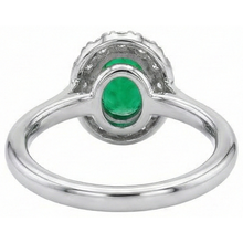 5.90 Carats Green Emerald And Natural Earth Mined Diamonds Wedding Ring White Gold 14K