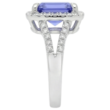 natural round tanzanite 6.85ct ring top view