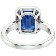 natural emerald sapphire 6ct ring on white background