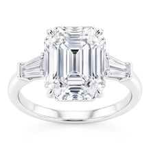 6 Carat Gorgeous Emerald Natural Earth Mined Diamond Ring