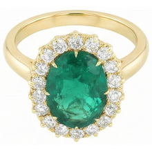 7.50 Carats Oval Green Emerald And Round Natural Earth Mined Diamonds Ring Yellow Gold 14K