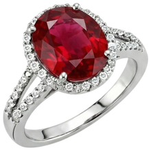 natural round ruby 7.50ct ring close up detail