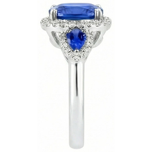 natural round sapphire 7.25ct ring top view