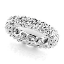 Shimmering Fine Diamond Eternity Band 7 ct – main view