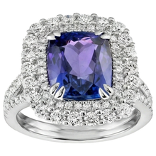 natural round tanzanite 9.50ct ring close up detail