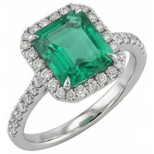 9.65 Ct Big Green Emerald And Small Natural Earth Mined Diamonds Wedding Ring White Gold