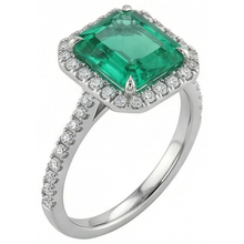 9.65 Ct Big Green Emerald And Small Natural Earth Mined Diamonds Wedding Ring White Gold