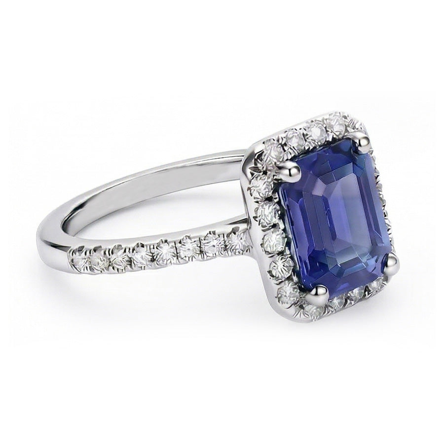 natural emerald sapphire 3.50ct ring close up detail