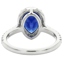natural round sapphire 4.50ct ring top view