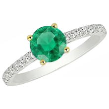Premium Fine Emerald Precious Stone Ring 2 ct – top view