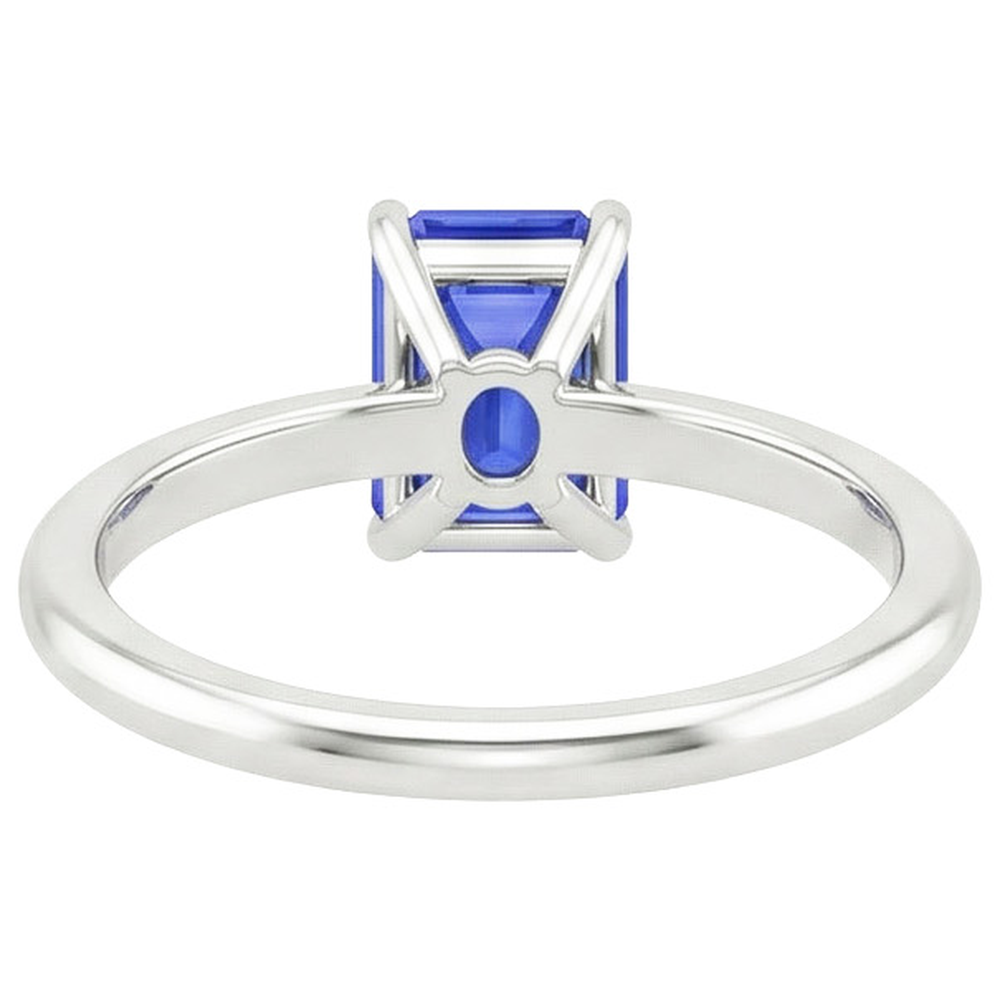 natural emerald sapphire 3ct ring close up detail