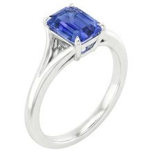 natural emerald sapphire 3ct ring close up detail