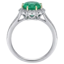 Custom Gemstone Ring 2 ct – top view