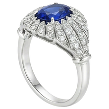 natural round sapphire 8.75ct ring close up detail