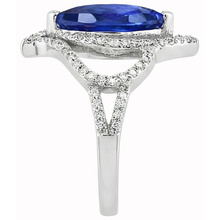 natural round sapphire 5.01ct ring on white background