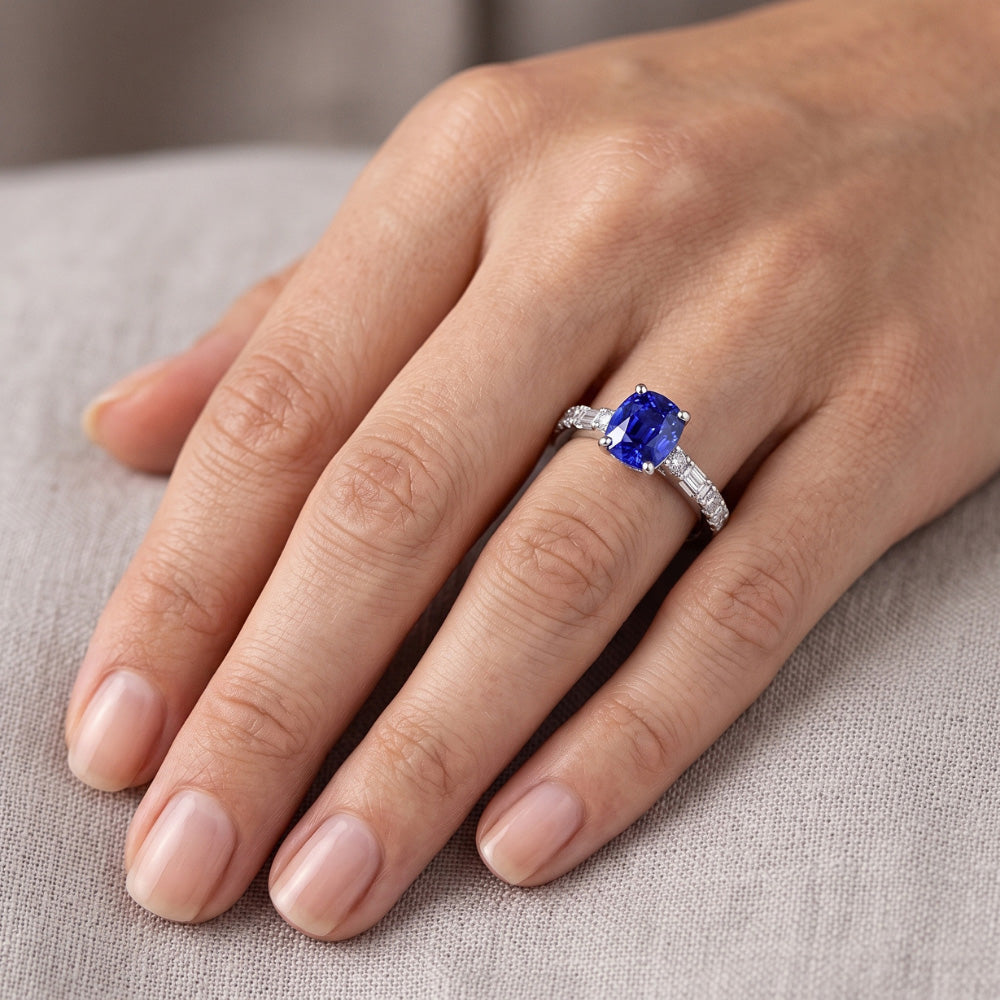 Baguette & Round Natural Earth Mined Diamond Ring Cushion Ceylon Sapphire 2.50 Carats