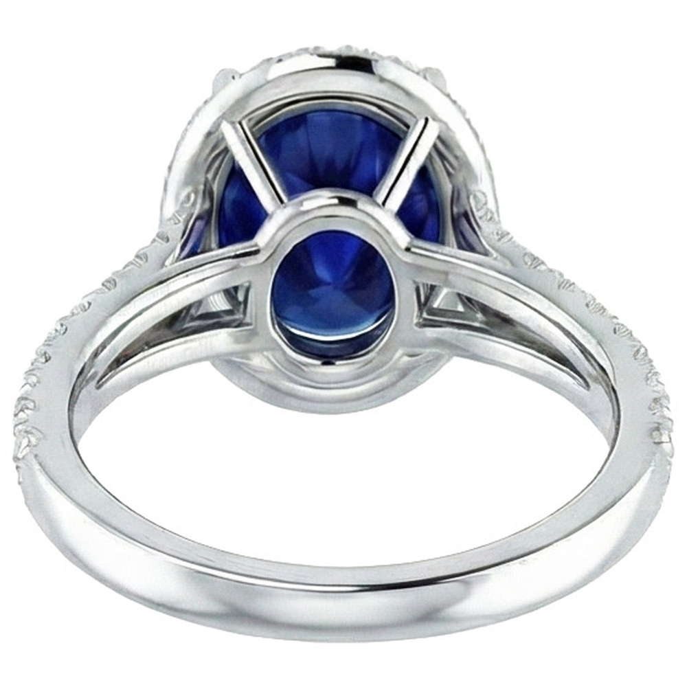 Beautiful 12 Ct Sapphire Natural Earth Mined Diamond Ring