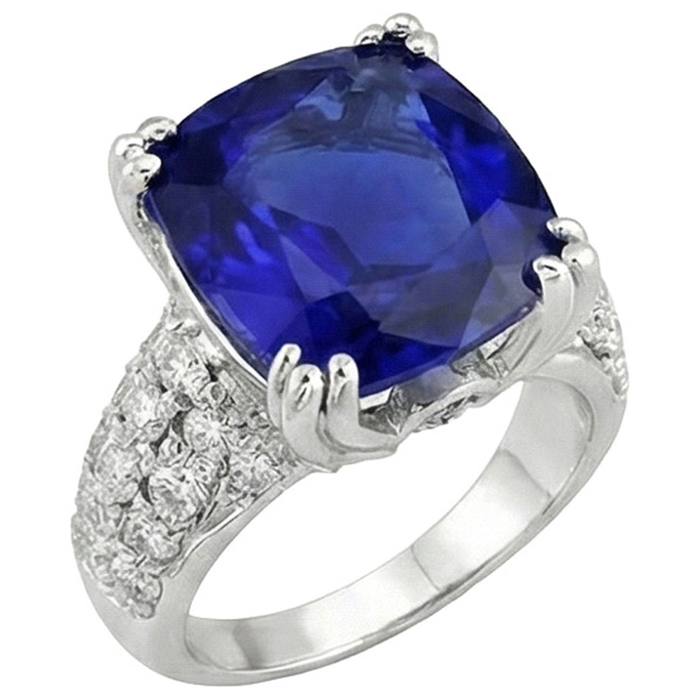 Beautiful 6 Carat Sapphire Engagement Ring