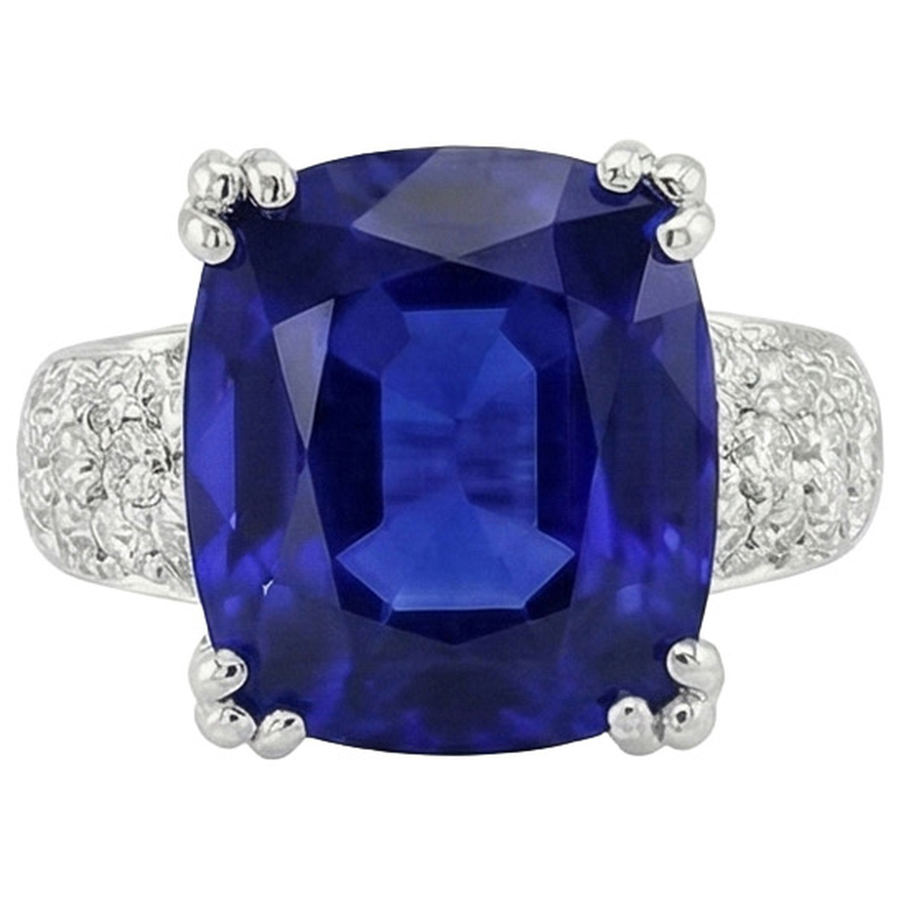 Beautiful 6 Carat Sapphire Engagement Ring