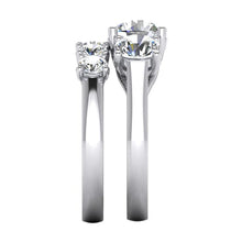 Beautiful Gold Real Diamond Ring Set For Women Round Cut