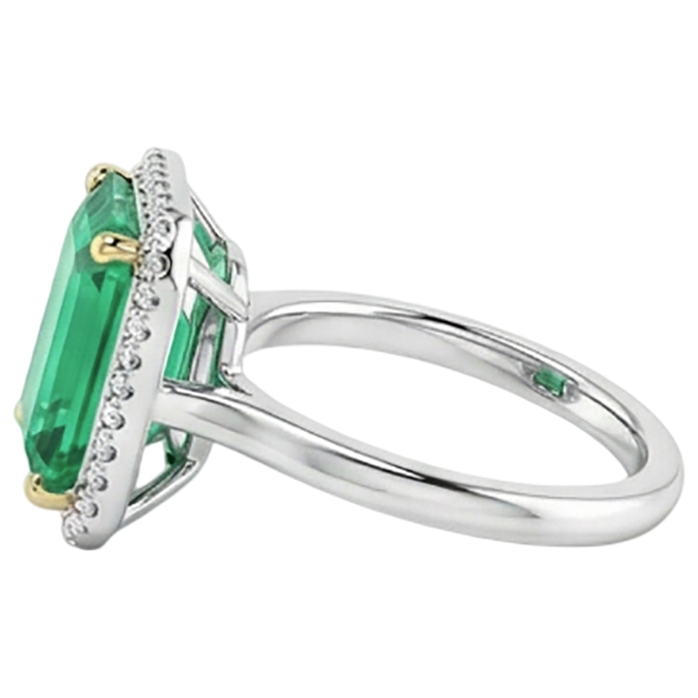 Real Fine Emerald Precious Stone Ring 4 ct Two-Tone 14K Gold – angle view