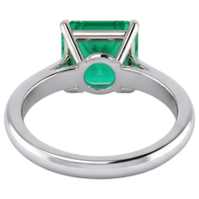 Authentic Emerald Precious Stone Ring 5 ct 14 Karat Two Tone Gold – back view